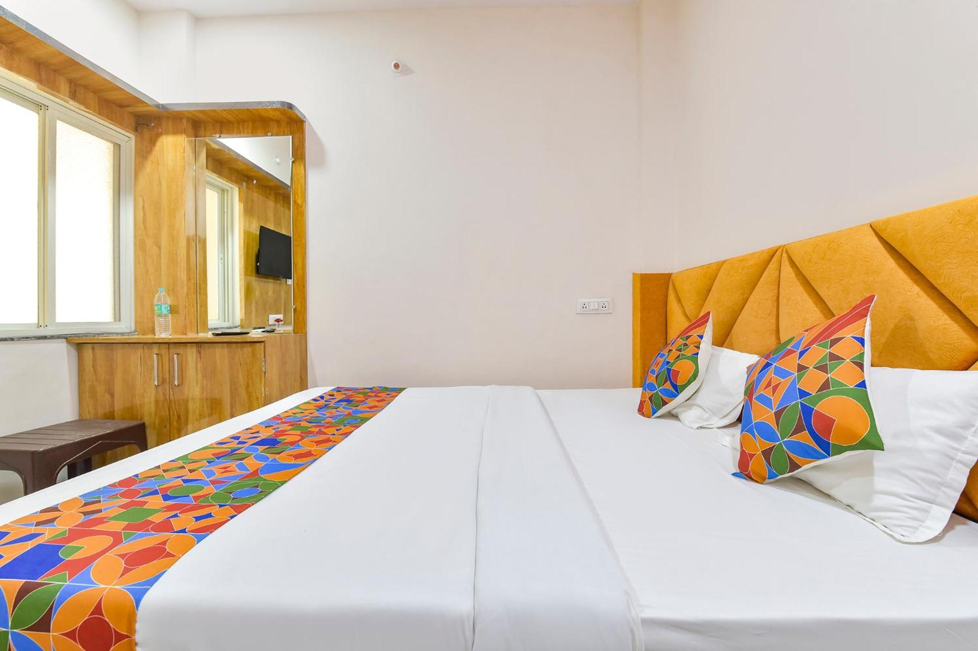 Fabhotel Somnath Ujjain Εξωτερικό φωτογραφία