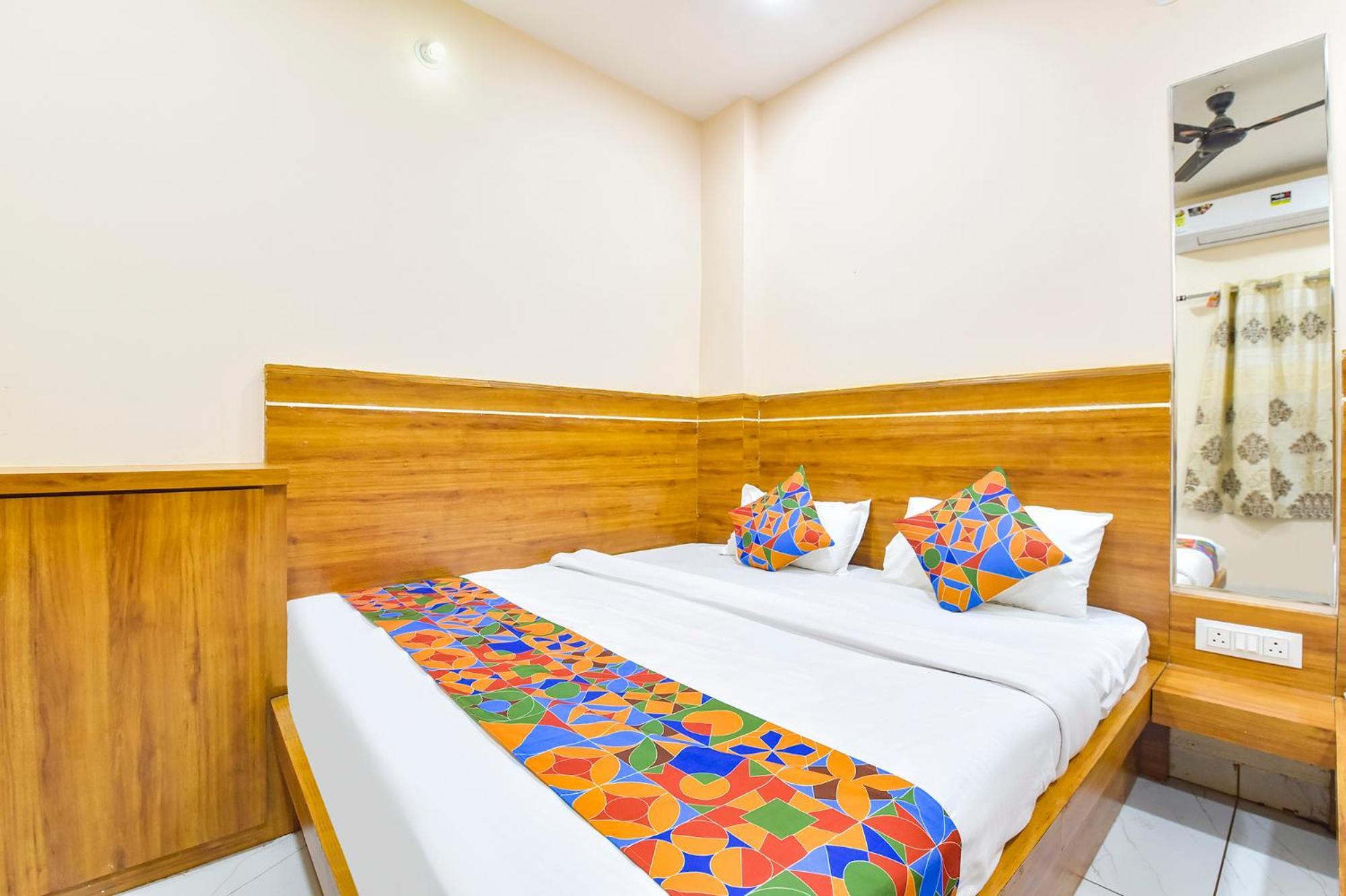 Fabhotel Somnath Ujjain Εξωτερικό φωτογραφία
